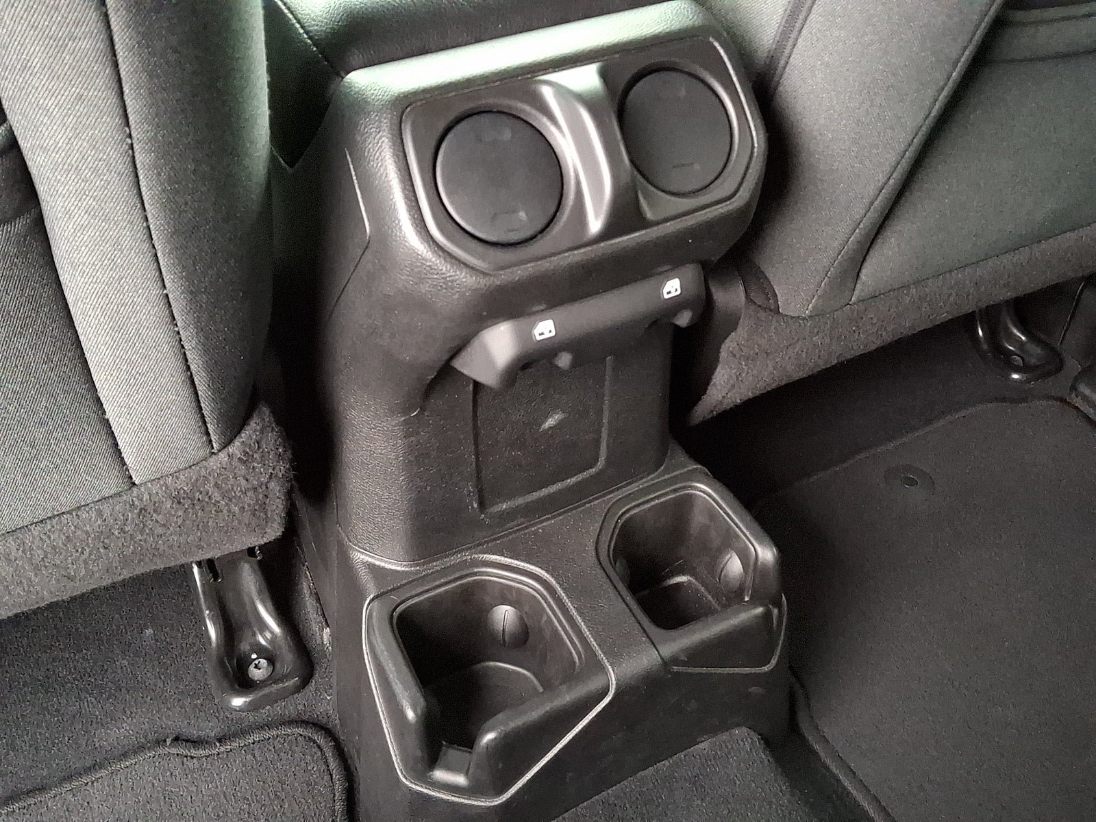 Used 2024 Jeep Wrangler Unlimited Sport AWD/4WD image 11