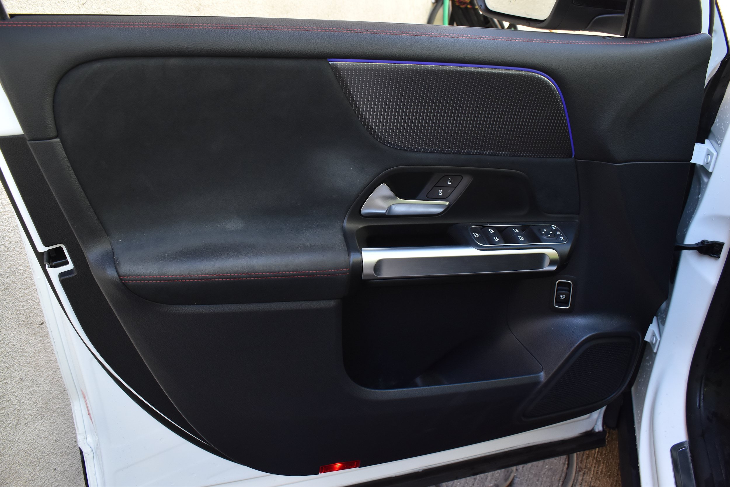 Used 2022 Mercedes-Benz EQB 350 4MATIC image 22