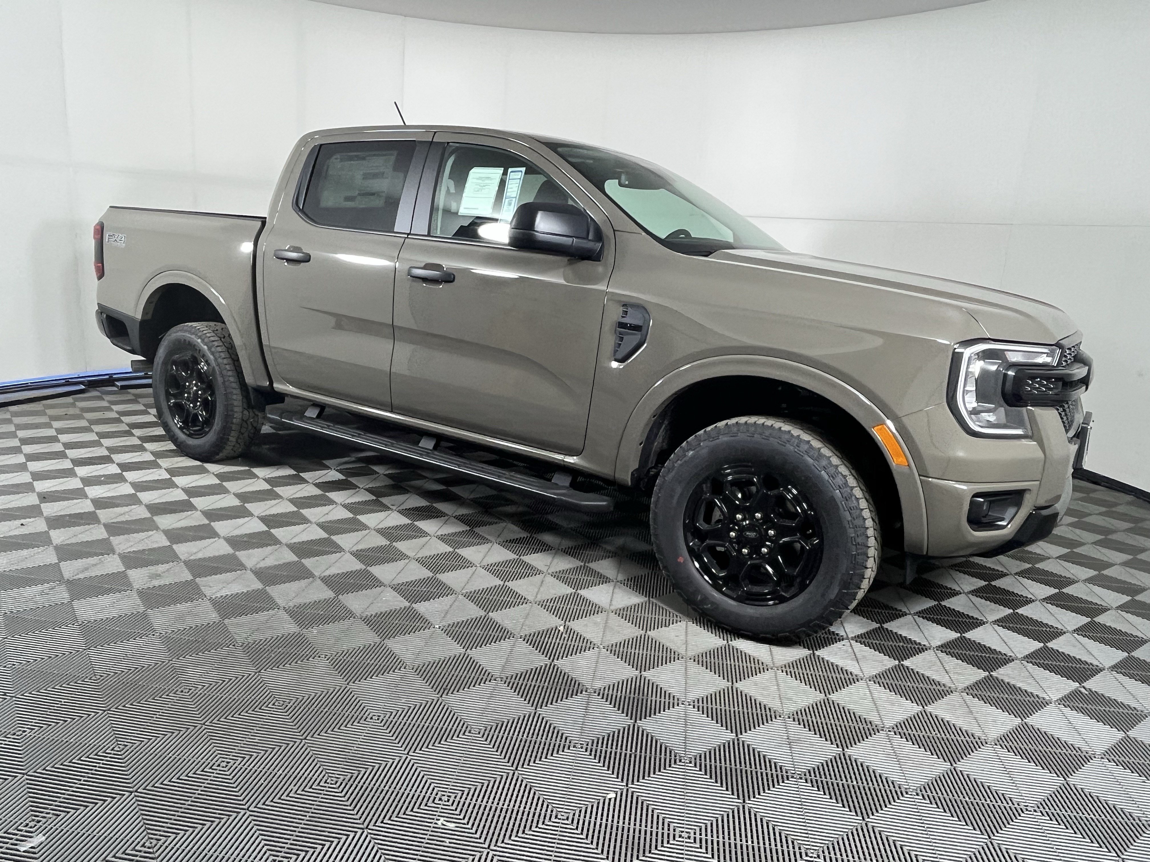New 2026 Ford Ranger XLT w/ Equipment Group 301A High AWD/4WD image 7
