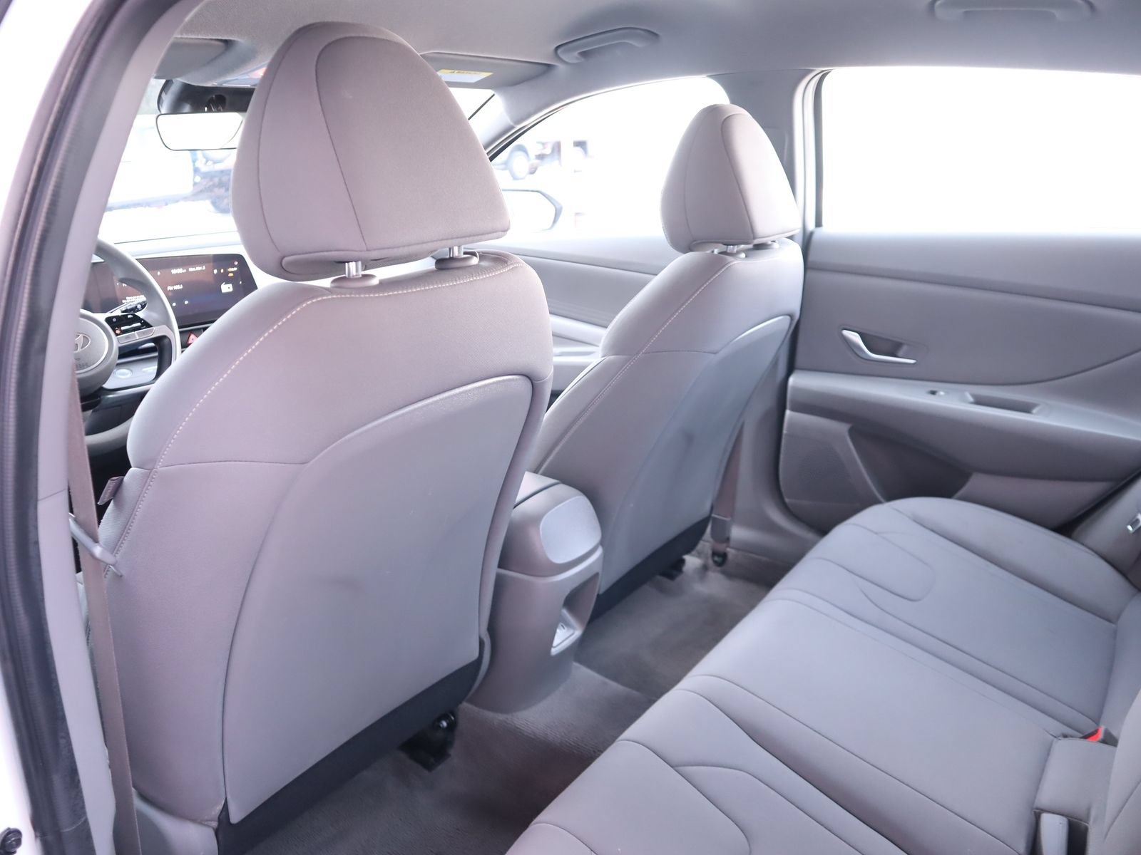 Used 2024 Hyundai Elantra SEL FWD image 42