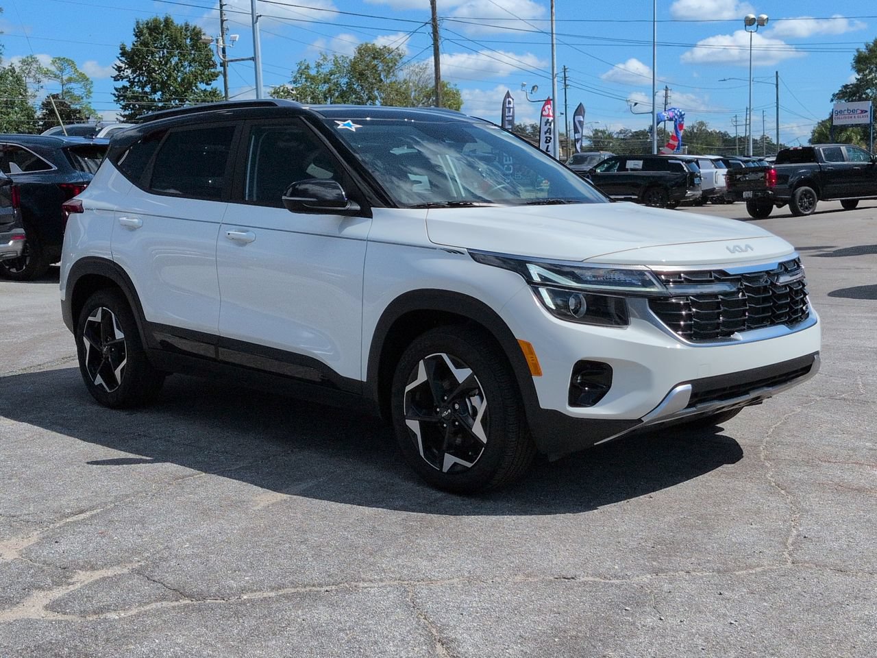 Used 2025 Kia Seltos S FWD image 3