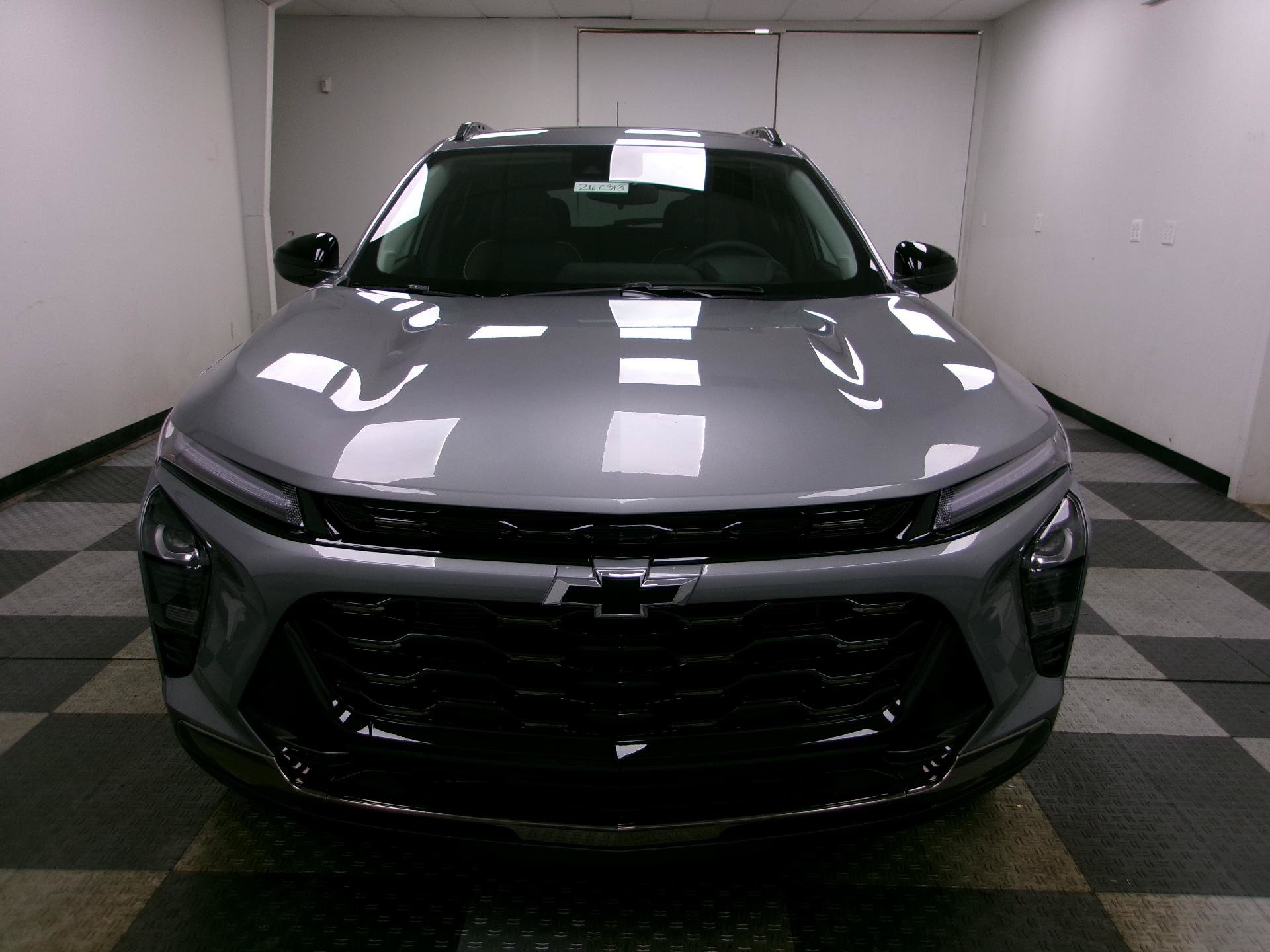 New 2026 Chevrolet Trax ACTIV w/ Sunroof Package FWD image 16
