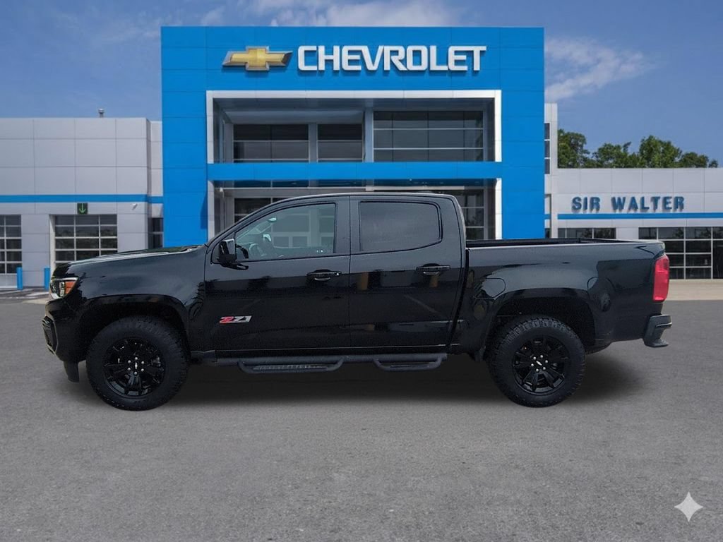 Used 2022 Chevrolet Colorado Z71 w/ Z71 Midnight Edition AWD/4WD image 2