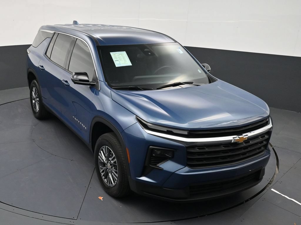 Used 2024 Chevrolet Traverse LS FWD image 19