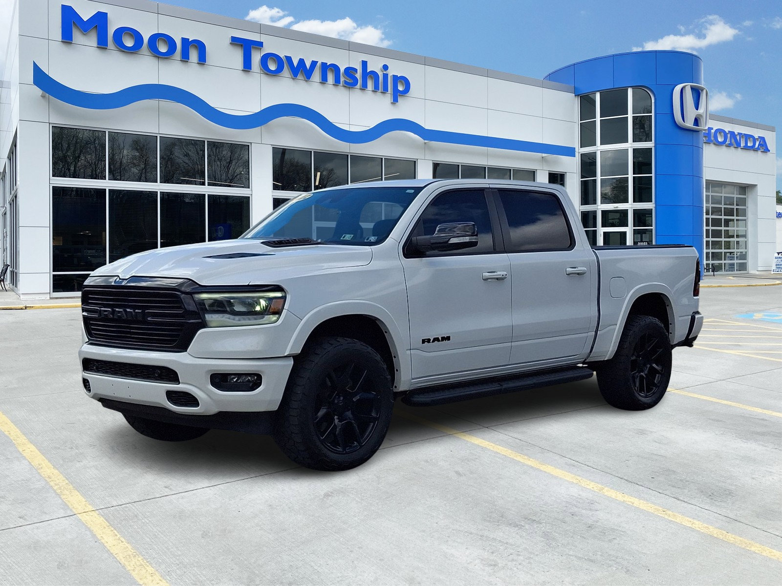 Used 2022 RAM 1500 Laramie image 3