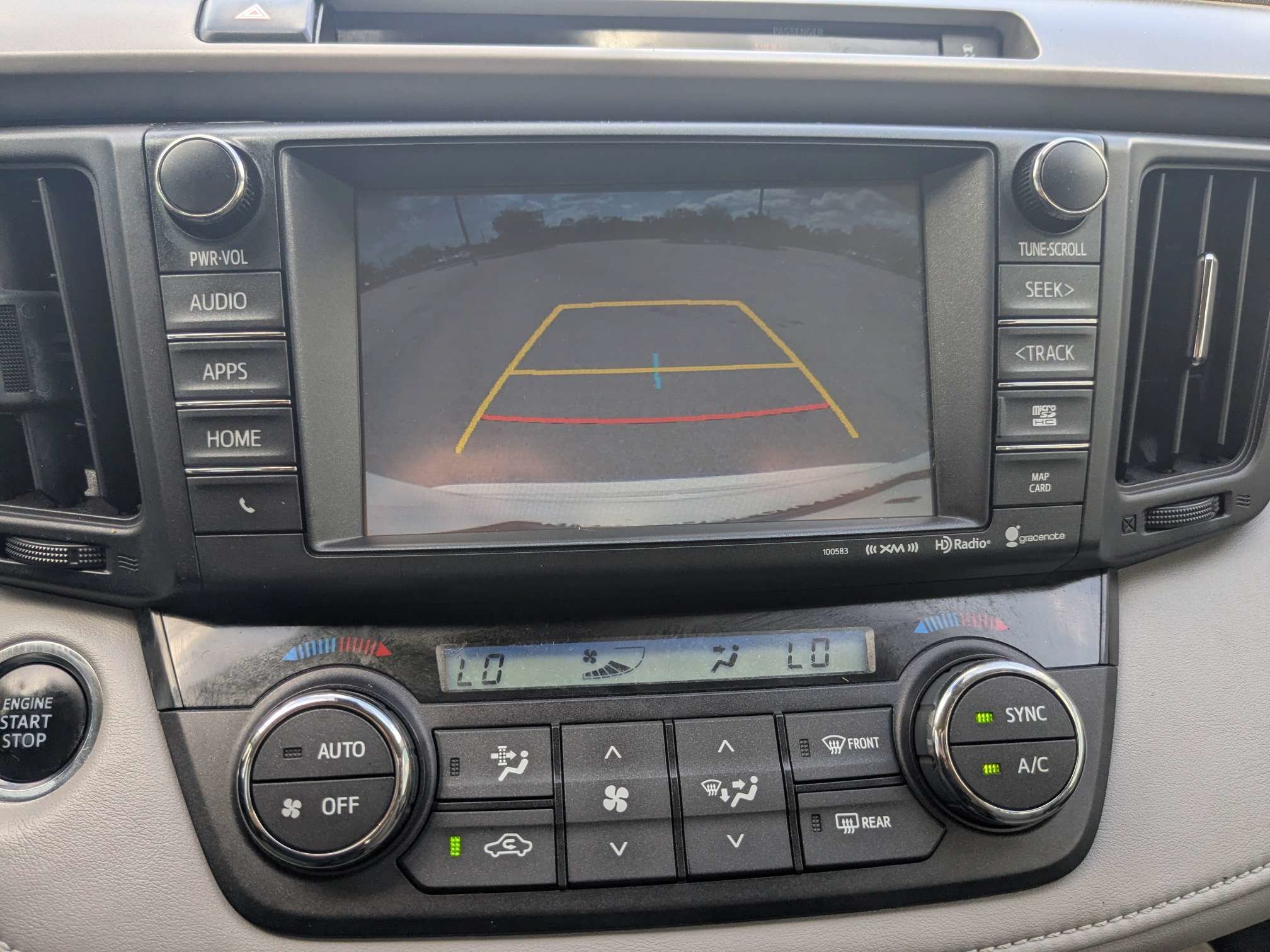 Used 2016 Toyota RAV4 Limited AWD/4WD image 25
