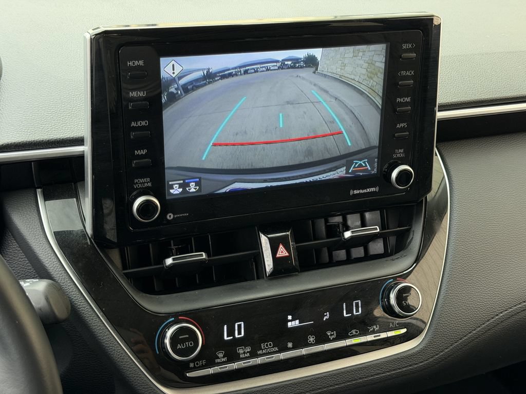 Used 2022 Toyota Corolla Cross XLE w/ Convenience Package FWD image 18