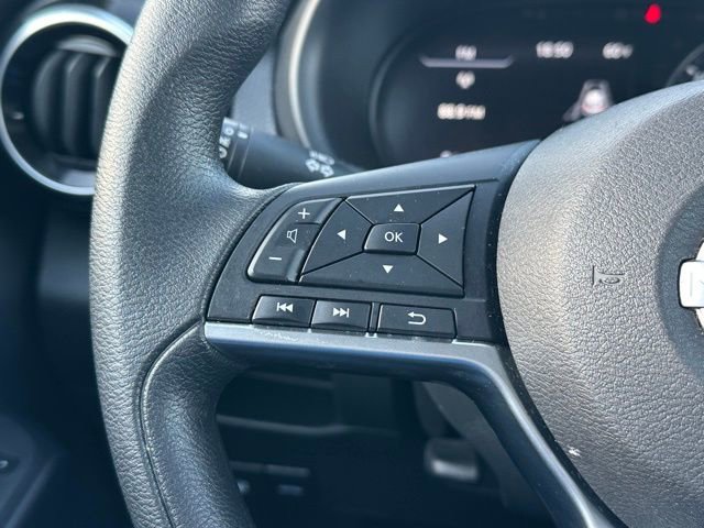 Used 2023 Nissan Kicks SV FWD image 38