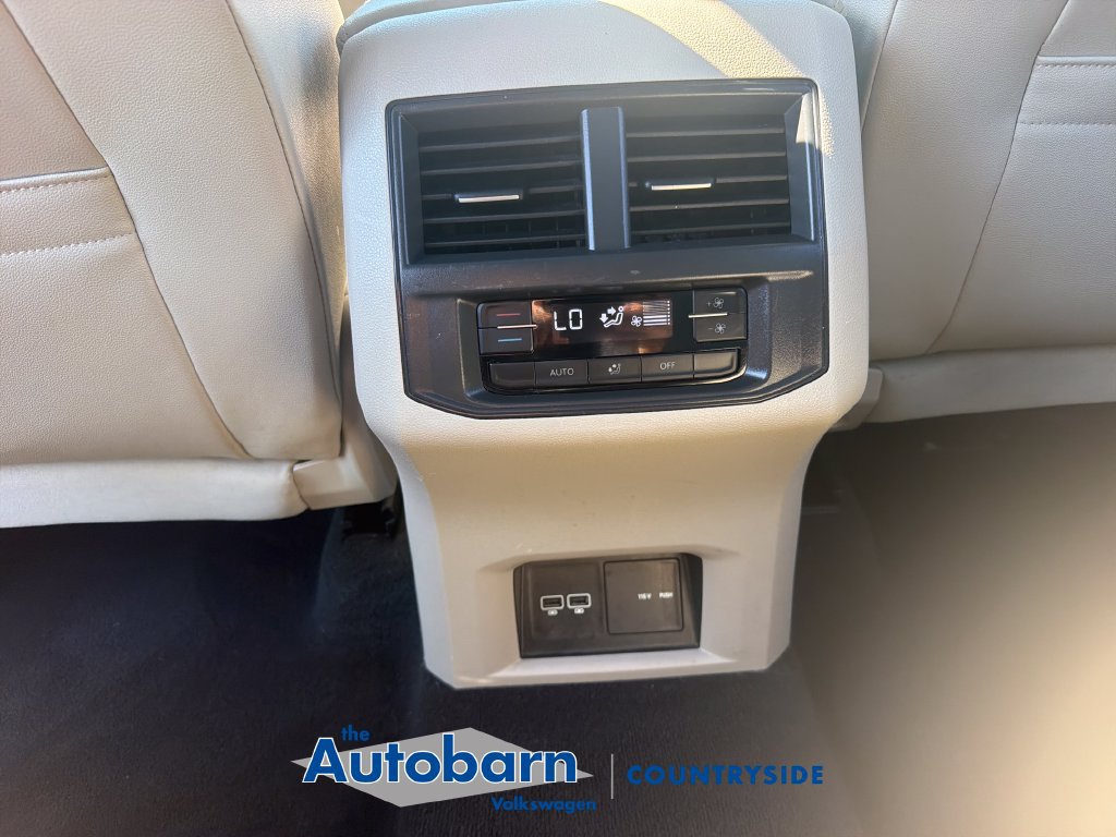 Certified 2020 Volkswagen Atlas SE w/ Panoramic Sunroof Package AWD/4WD image 21