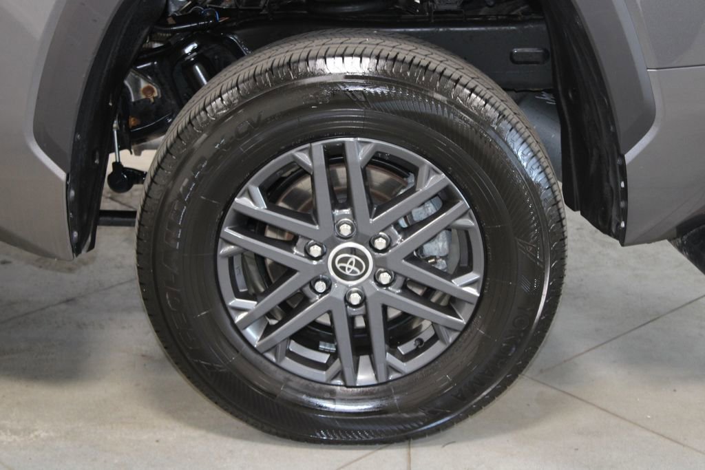 Used 2024 Toyota Tundra SR5 w/ SR5 Convenience Package image 18