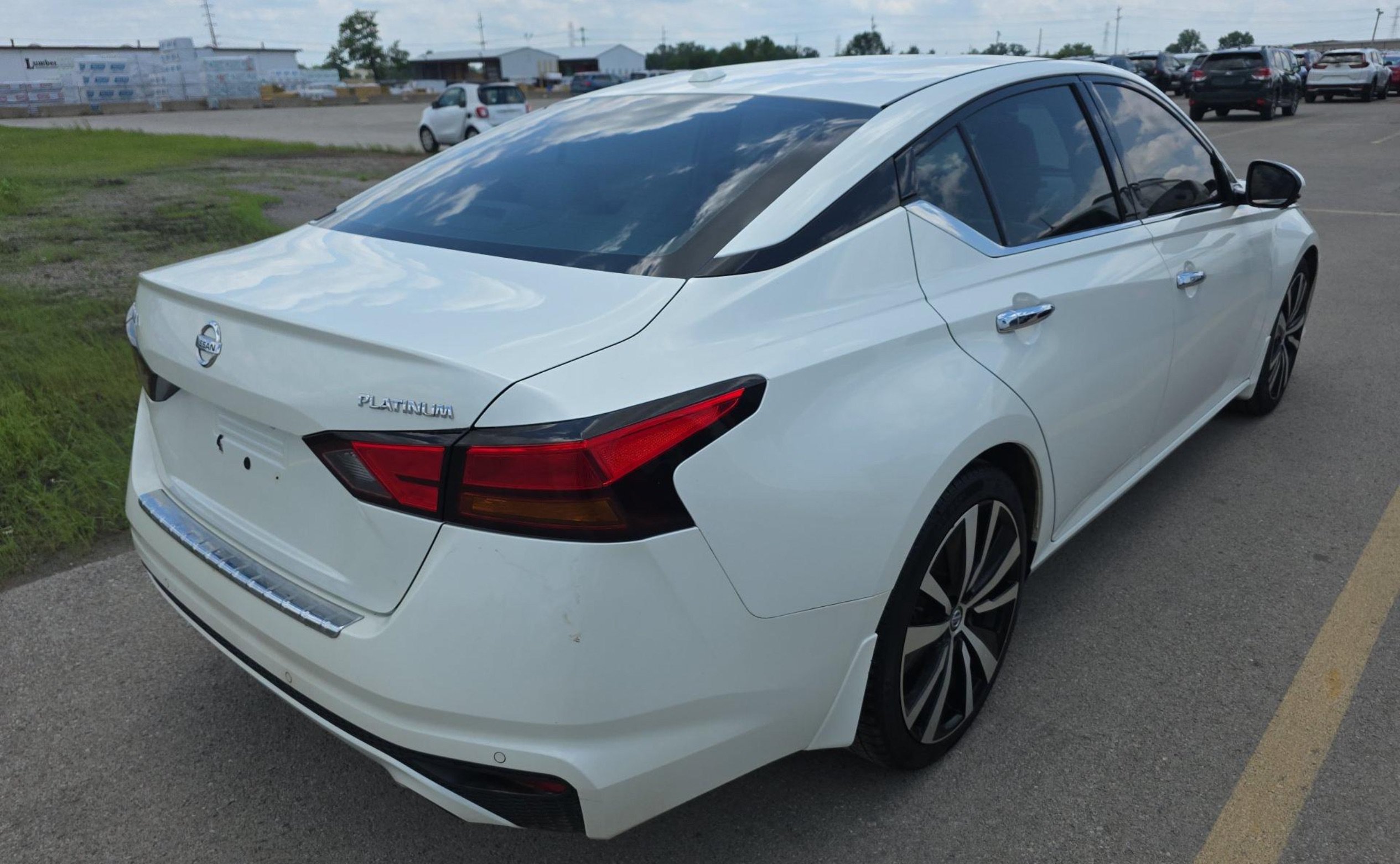 Used 2019 Nissan Altima 2.5 Platinum FWD image 4
