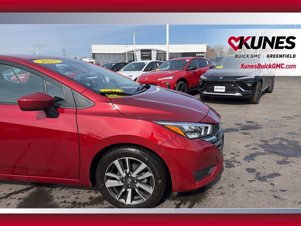 Used 2025 Nissan Versa SV image 14