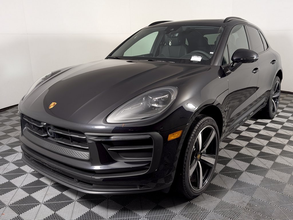 New 2026 Porsche Macan AWD/4WD image 1