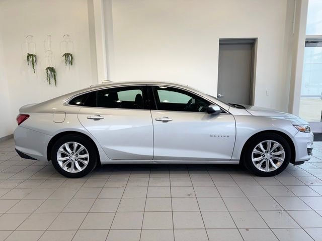 Used 2019 Chevrolet Malibu Hybrid image 34
