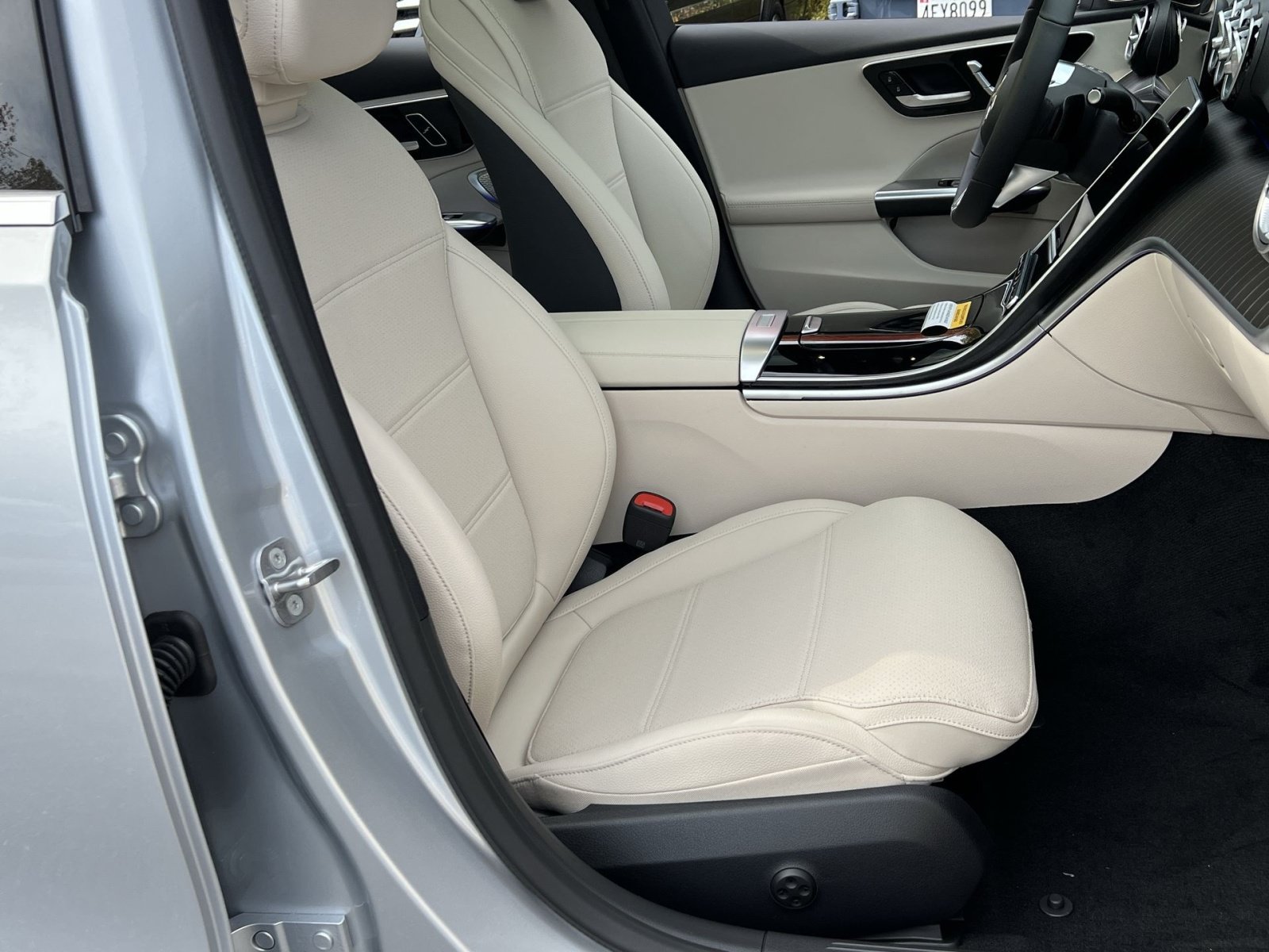 New 2027 Mercedes-Benz C 300 4MATIC Sedan image 33