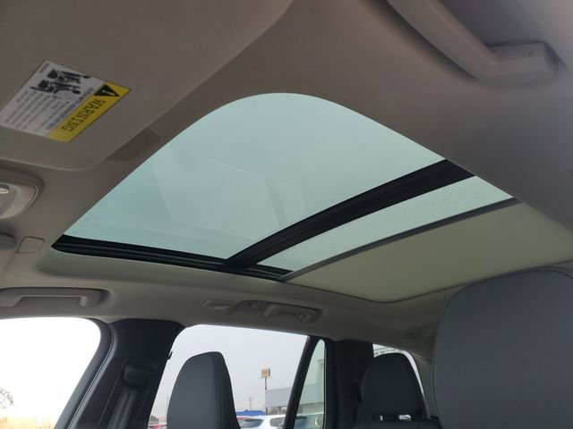 New 2026 Volvo XC90 B6 Plus w/ Protection Package Premier image 6