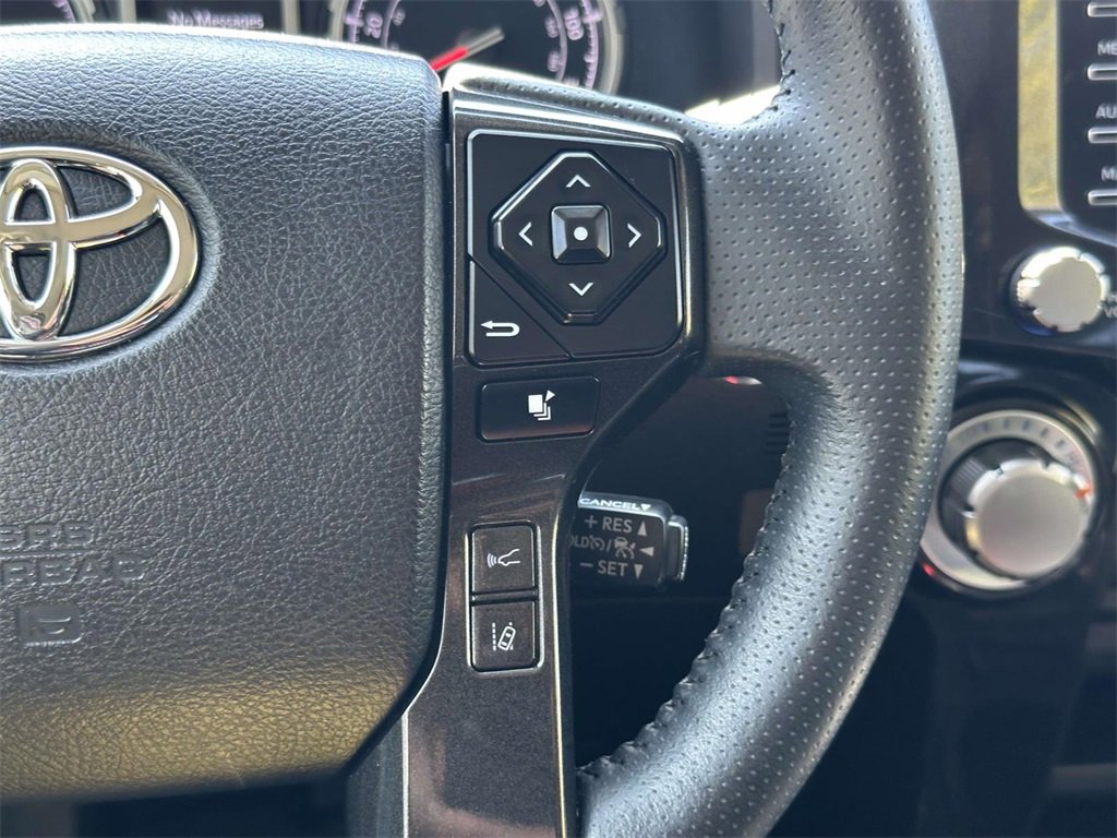 Used 2024 Toyota 4Runner TRD Off-Road image 10