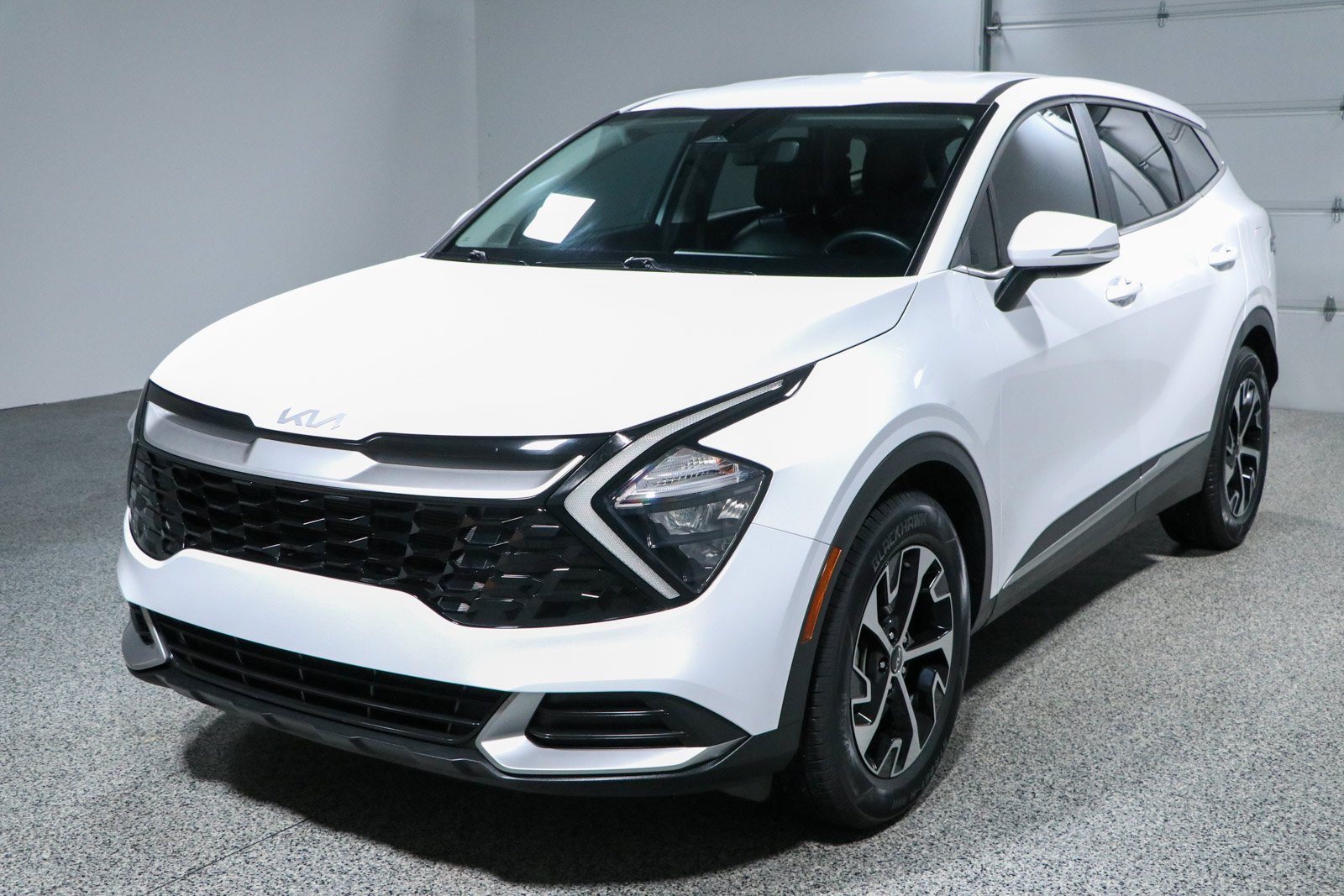 Used 2023 Kia Sportage EX FWD image 30