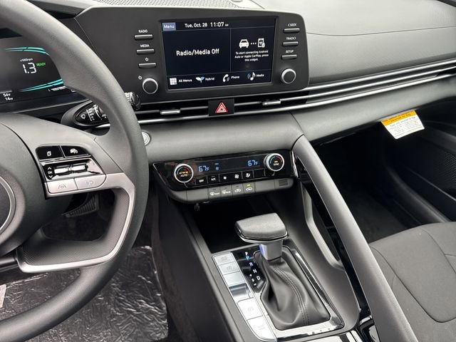 New 2026 Hyundai Elantra Blue image 27