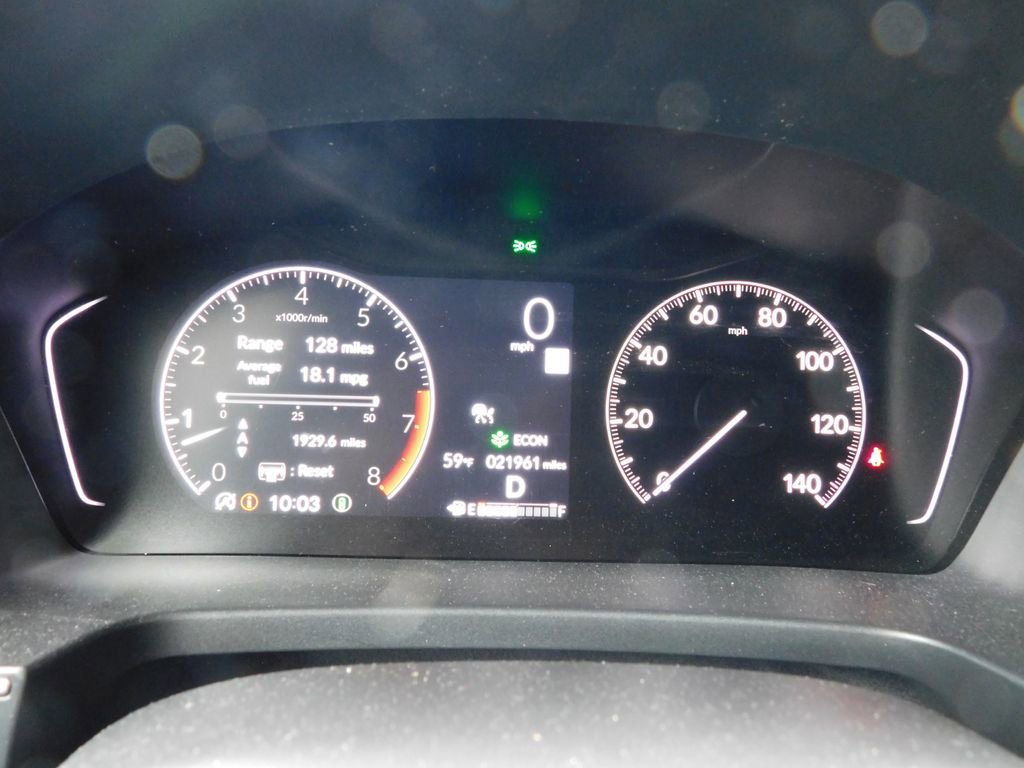 Used 2025 Honda Pilot Sport image 11