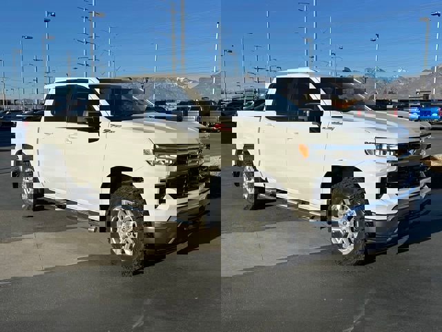 Certified 2024 Chevrolet Silverado 1500 LT w/ Z71 Off-Road Package image 26