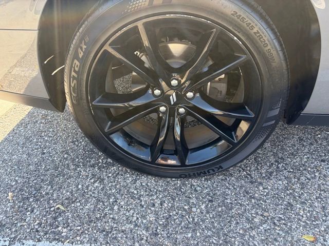 Used 2018 Dodge Challenger SXT Plus image 8