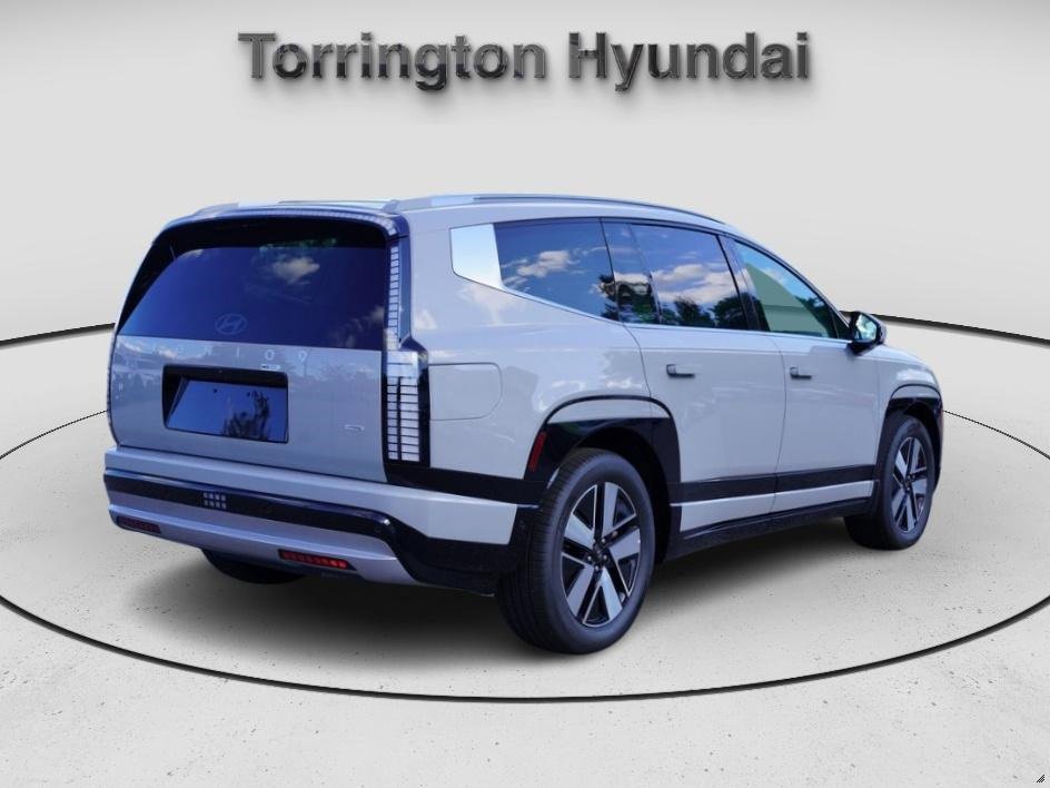 New 2026 Hyundai Ioniq 9 SEL image 7