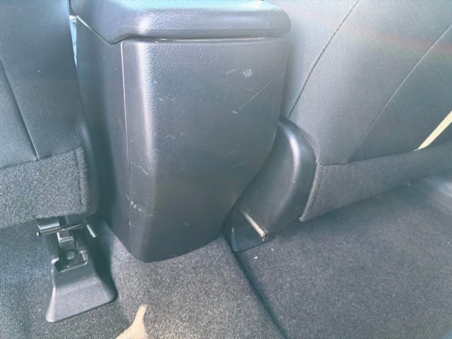 Used 2015 Toyota RAV4 LE image 7