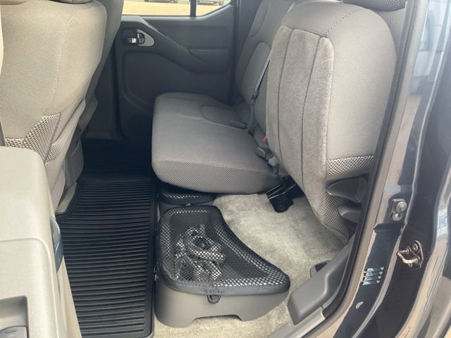 Used 2015 Nissan Frontier SV w/ SV Value Truck Package image 26