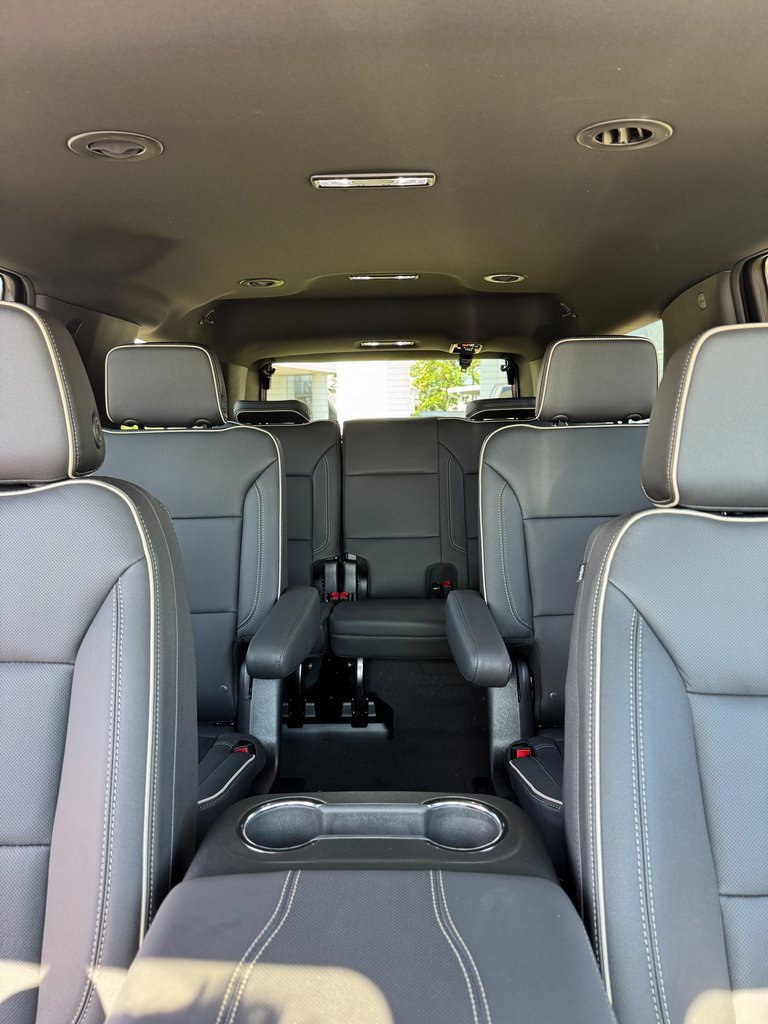 New 2026 GMC Yukon Elevation image 13