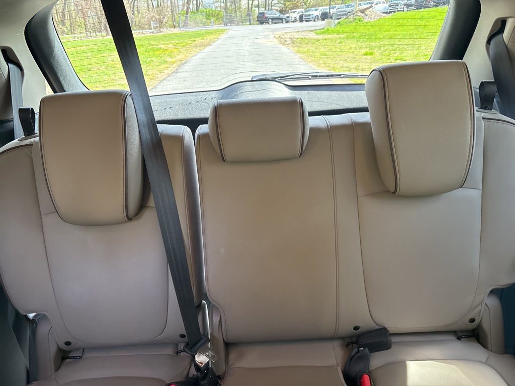 Used 2023 Honda Odyssey Elite image 12