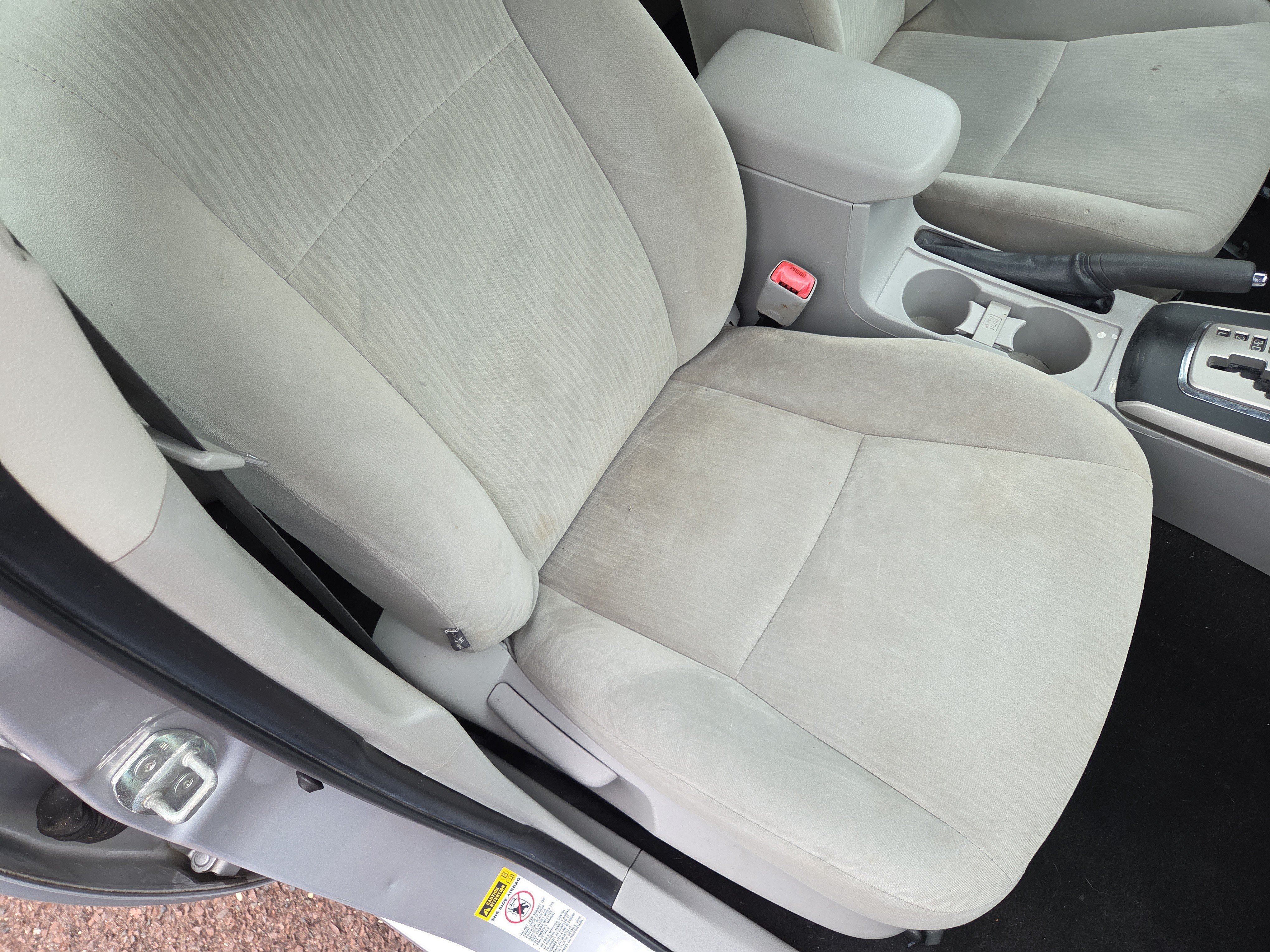 Used 2010 Toyota Corolla LE FWD image 16