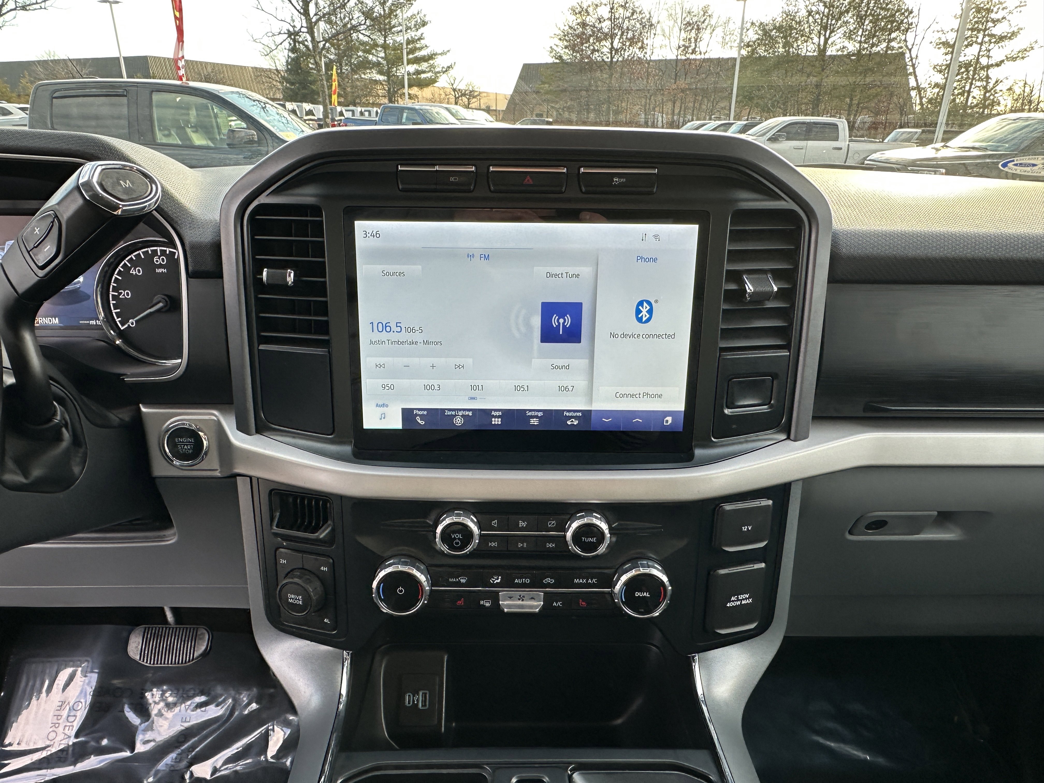 Certified 2022 Ford F150 XLT w/ Equipment Group 302A High image 17