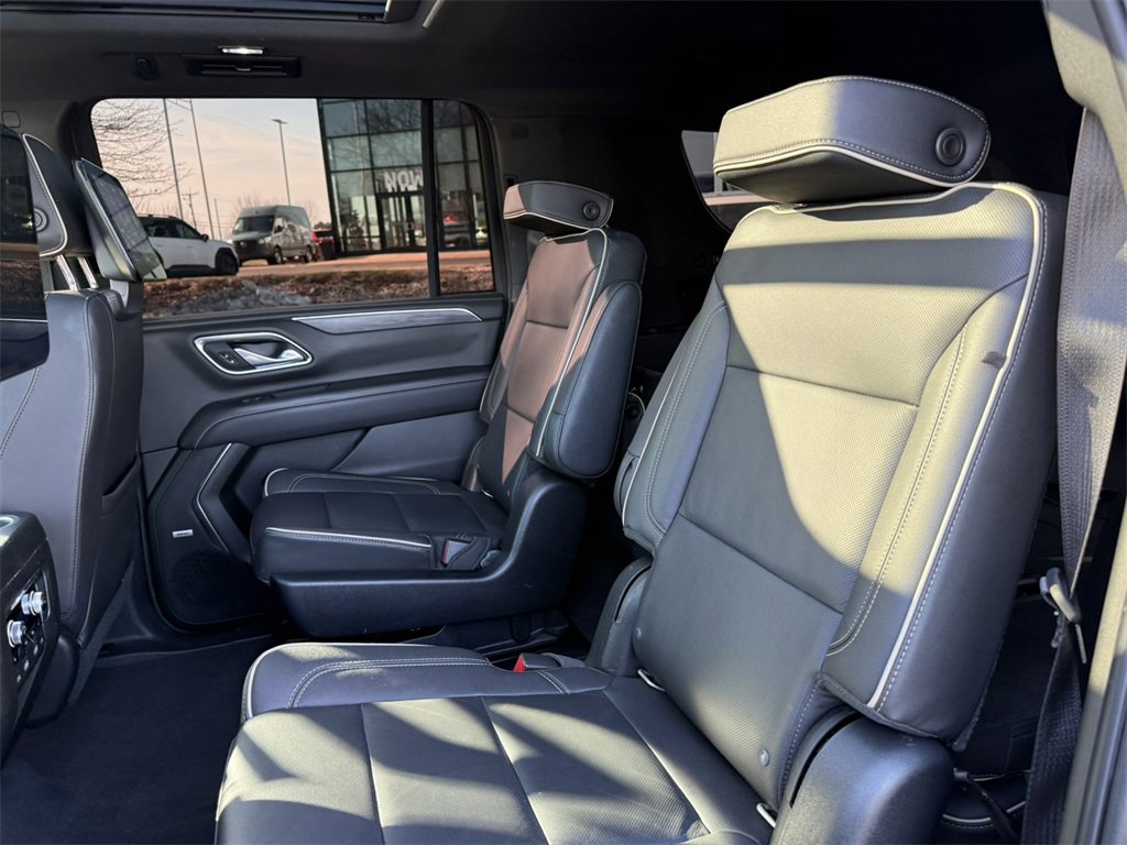 Certified 2021 GMC Yukon XL SLT w/ SLT Premium Package image 32