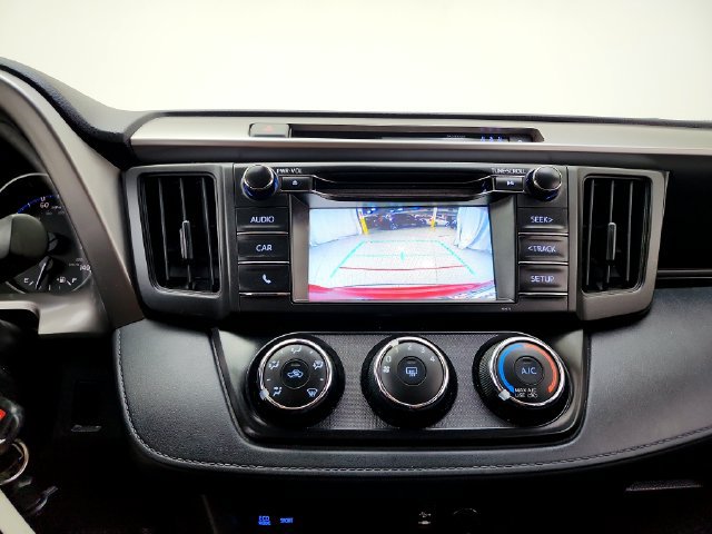 Used 2017 Toyota RAV4 LE w/ Carpet Mat Package AWD/4WD image 25