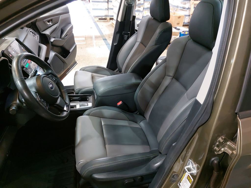 Used 2023 Subaru Ascent Onyx Edition image 16