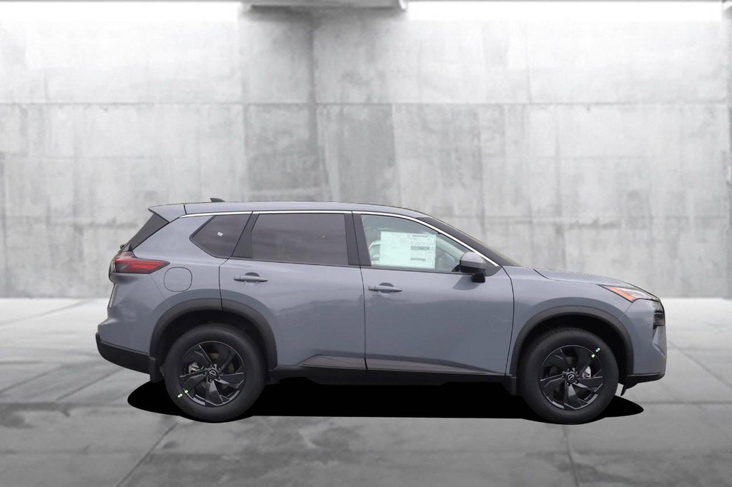 New 2026 Nissan Rogue SV w/ Cold Weather Package AWD/4WD image 5
