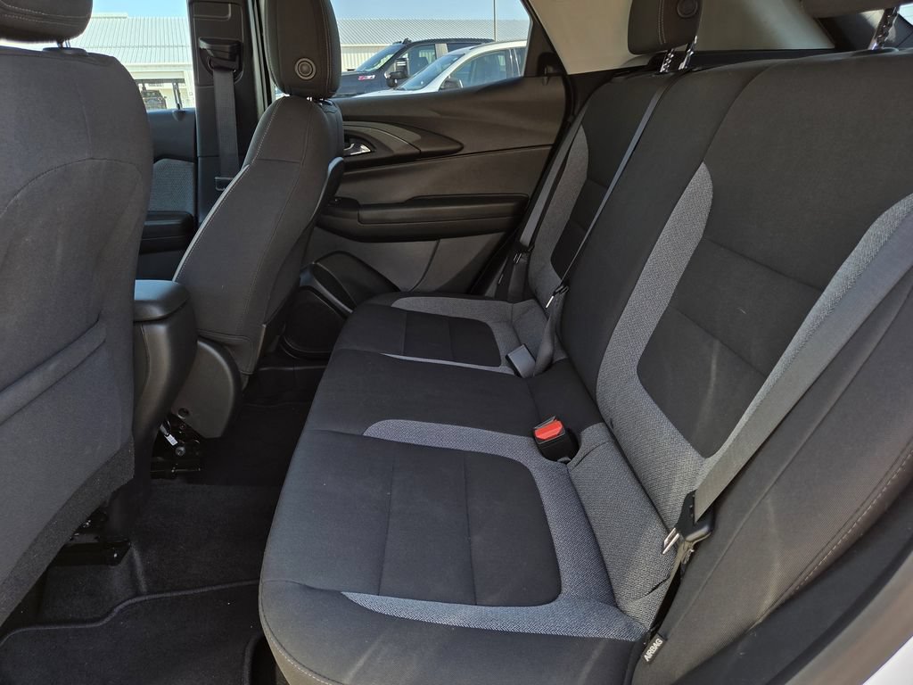 Used 2025 Chevrolet TrailBlazer LT w/ Driver Confidence Package AWD/4WD image 22
