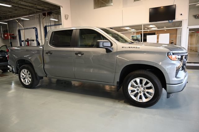 New 2026 Chevrolet Silverado 1500 Custom AWD/4WD image 4