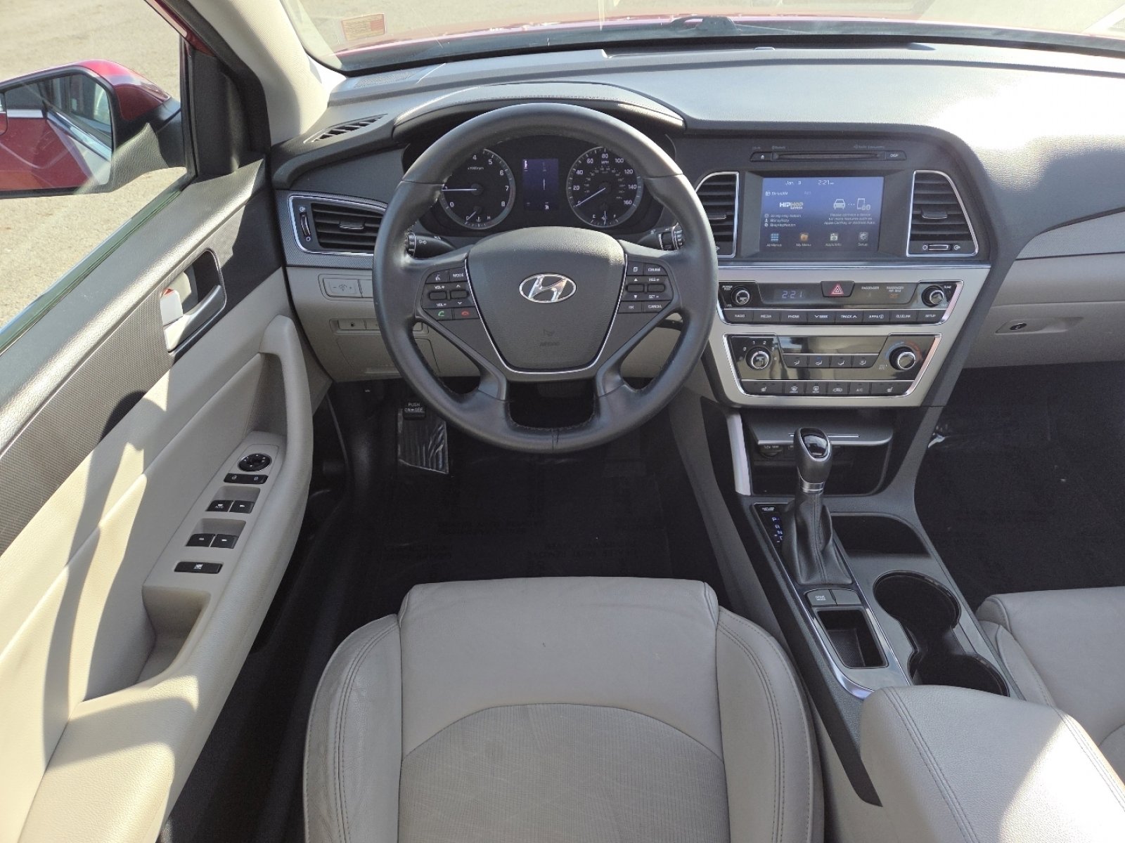 Used 2017 Hyundai Sonata Sport w/ Value Edition Package 02 image 22