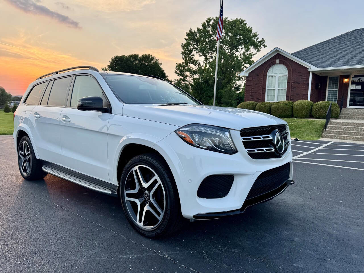 Used 2018 Mercedes-Benz GLS 550 4MATIC image 11