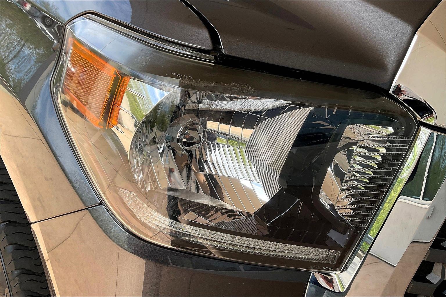 Used 2020 Toyota Tundra SR5 w/ SR5 Upgrade Package AWD/4WD image 31