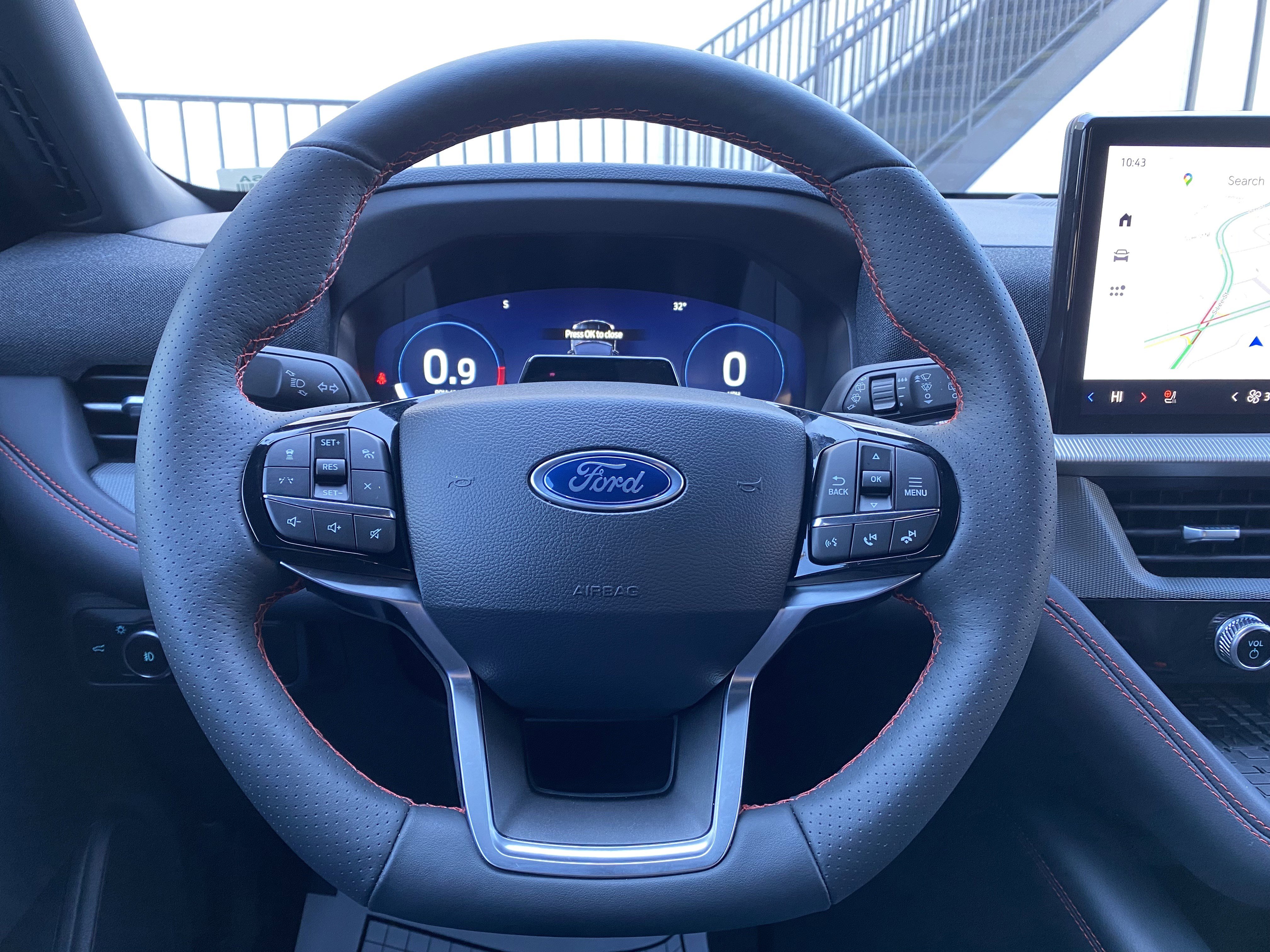 Used 2025 Ford Explorer ST-Line w/ Premium Package image 18