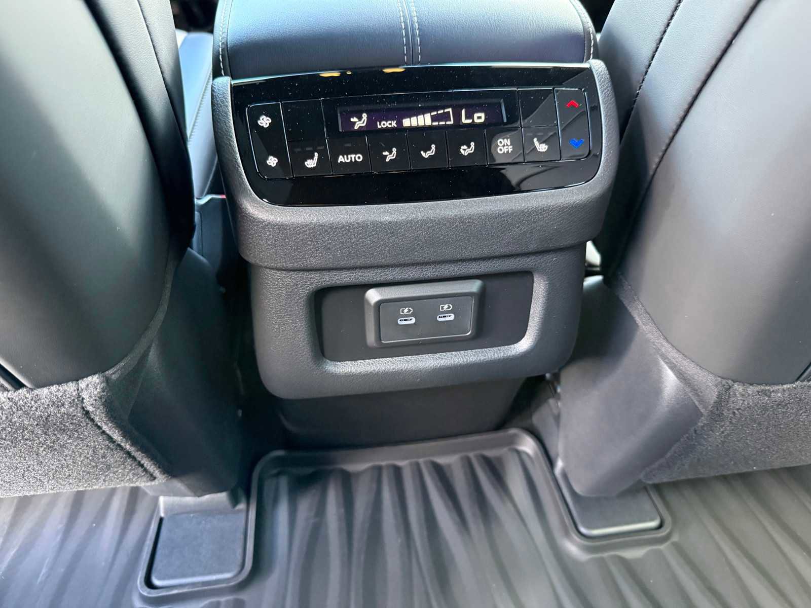 New 2026 INFINITI QX60 Luxe w/ Dark Cargo Package image 25