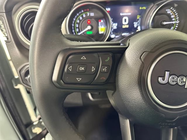 Used 2023 Jeep Wrangler Unlimited image 15