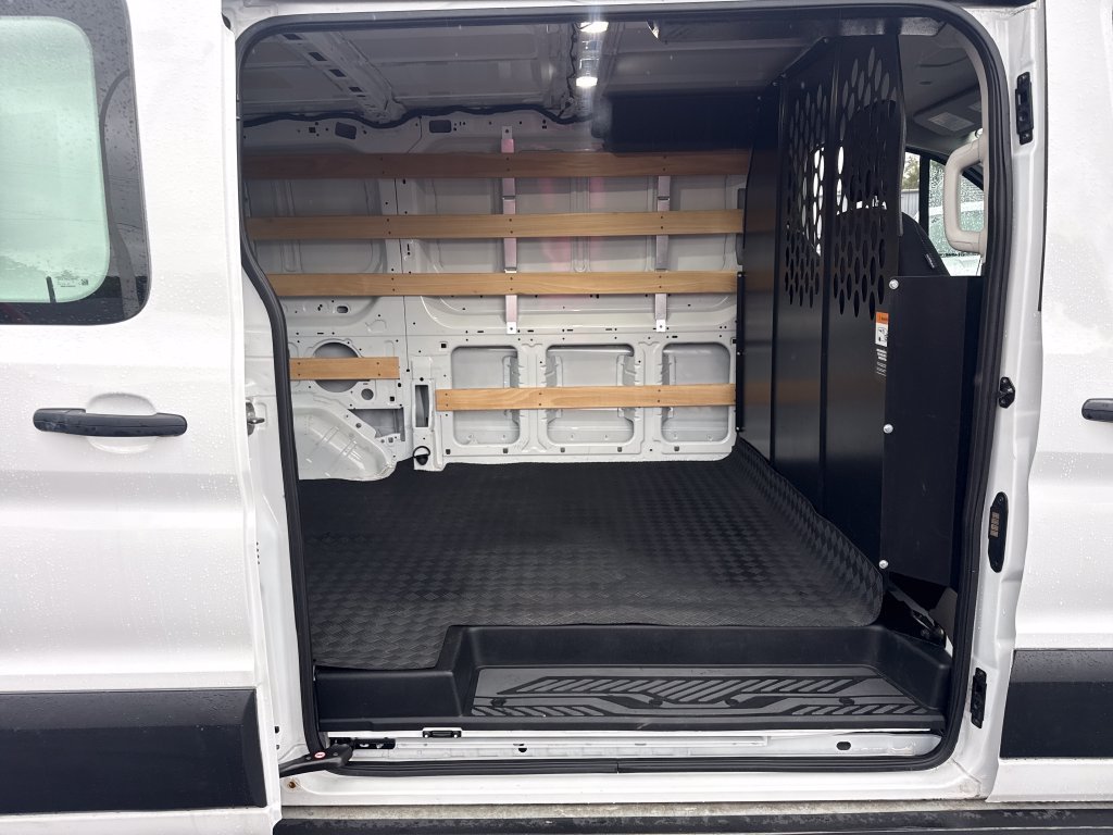 Used 2025 Ford Transit 250 Low Roof w/ Exterior Upgrade Package RWD image 18