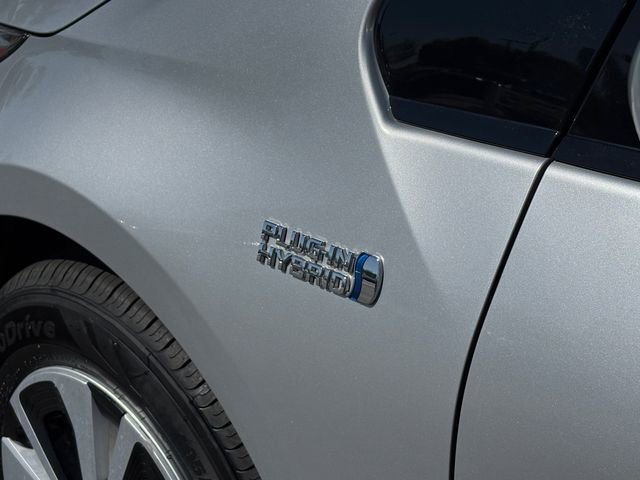 Certified 2017 Toyota Prius Prime Plus w/ Preferred Accessory Package FWD image 21