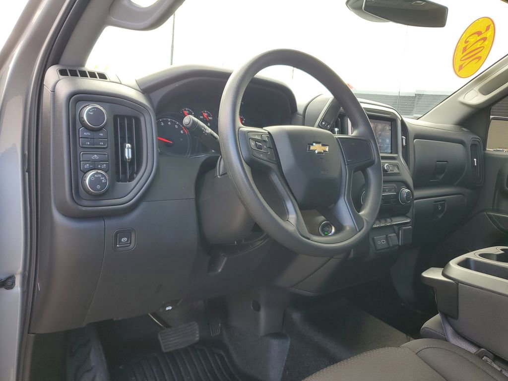 Used 2025 Chevrolet Silverado 1500 W/T w/ WT Value Package image 11