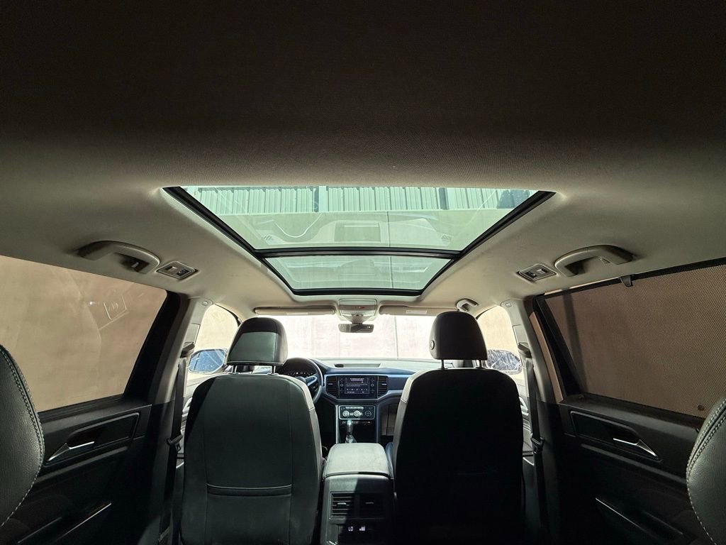 Certified 2023 Volkswagen Atlas SEL R-Line image 7