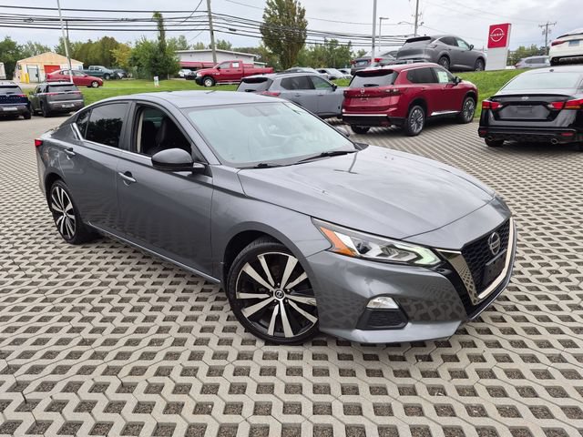 Used 2019 Nissan Altima 2.5 SR w/ SR Premium Package